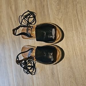 🥿Kaanas Made by Hand Ankle Tie Sandals Size 36